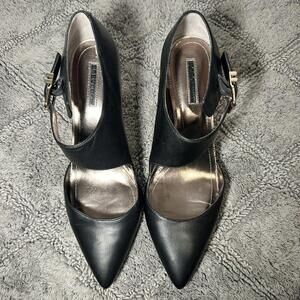 BCBG eneration Black Mary Jane Heel Pump Strap  11M Buckle Cocktail Pointed Toe